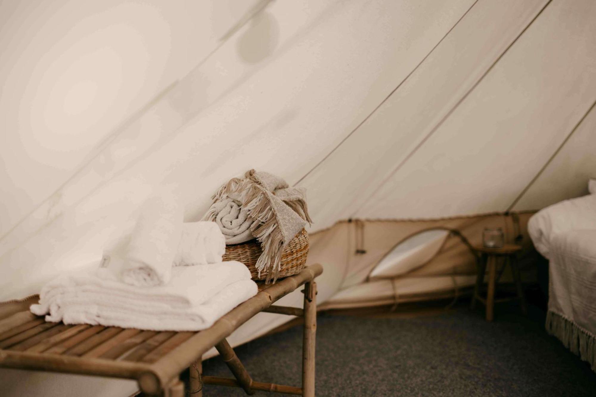 Falkeroed - Lyxig Glamping I Naturreservat Ink Frukost Grebbestad Bagian luar foto